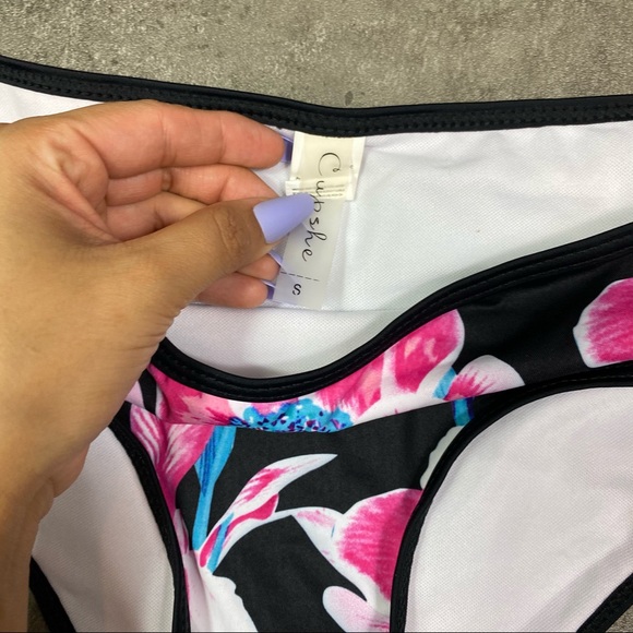 Cupshe Black Floral Bikini Bottoms - Picture 2 of 3